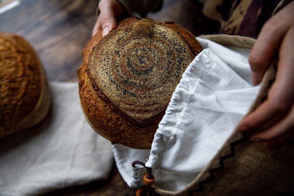 Sáček na chleba bez plastu udrží pečivo déle čerstvé prodyšná juta bavlna na doma i chatu víkend skladování chleba NEBREADBAG