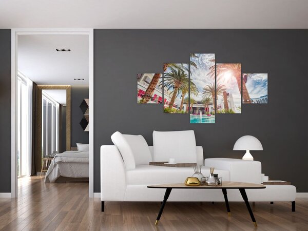 Obraz - palmy s bazénem (125x70 cm)