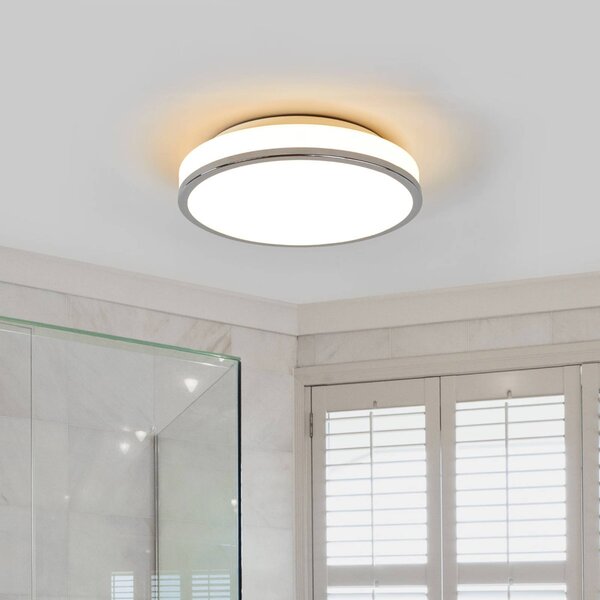 Lindby LED stropní svítidlo Lyss, Ø 28 cm, chromová barva, IP44, Bílá / opál, Koupelna, Sklo, Moderní