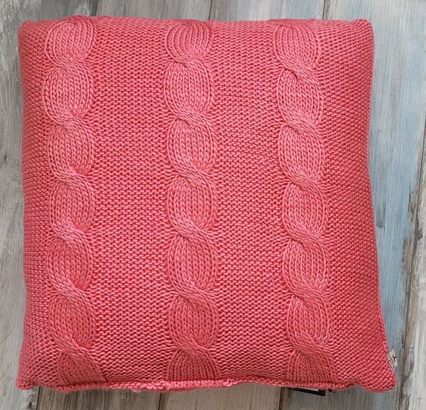 Malinovo růžový pletený polštář Lodge Raspberry - 60*60cm - Colmore by Diga