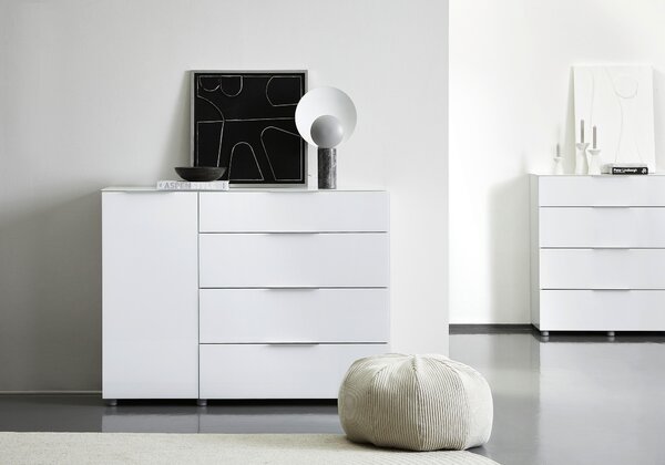 ŠIROKÁ KOMODA, vysoce lesklá bílá, 135/99/40 cm Voleo