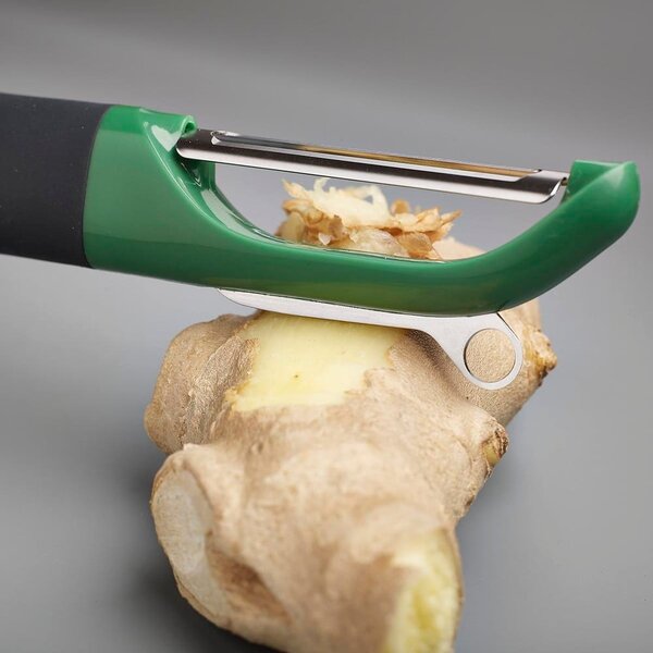 Tmavě zelená škrabka Joseph Joseph Multi-peel