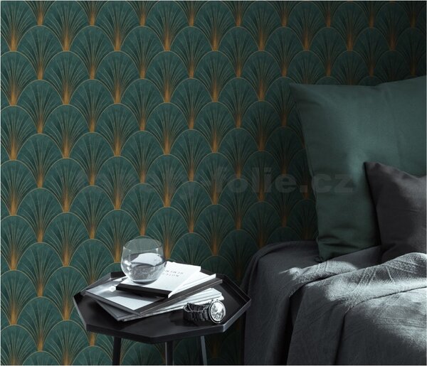 Vliesové tapety na zeď ELLE DECORATION 4 10451-19, rozměr 10,05 m x 0,53 m, art-deco zlaté na zeleném podkladu, Erismann