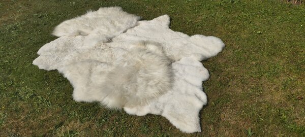 ARCTIC FUR Koberec z pravé ovčí kůže POLAR - mix krátká a dlouhá vlna