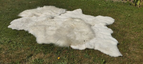 ARCTIC FUR Koberec z pravé ovčí kůže POLAR - mix krátká a dlouhá vlna