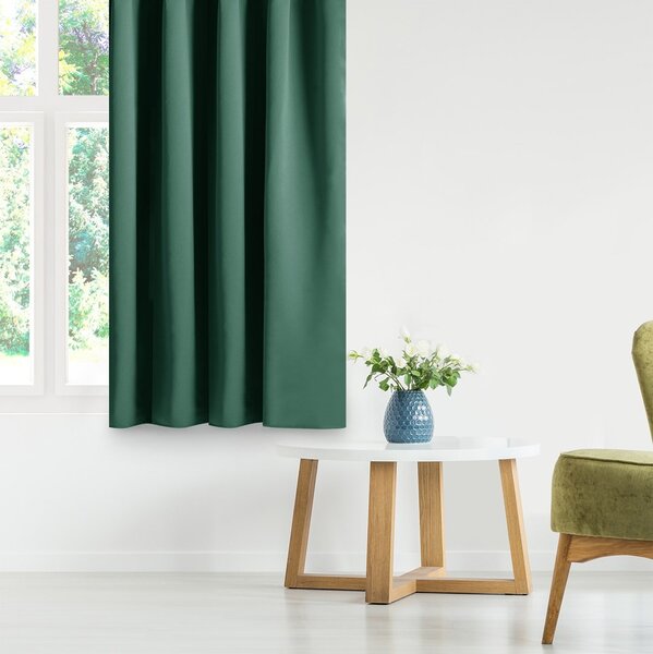 Závěs AmeliaHome Blackout s průchodkami 140x245 cm tmavě zelený, velikost 140x245