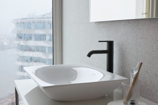 Duravit C.1 umyvadlová baterie stojící černá C11030002046