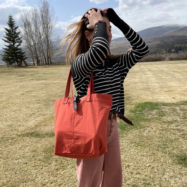 Moderní dámská termotaška Natural, 15l, Iris Barcelona, červená