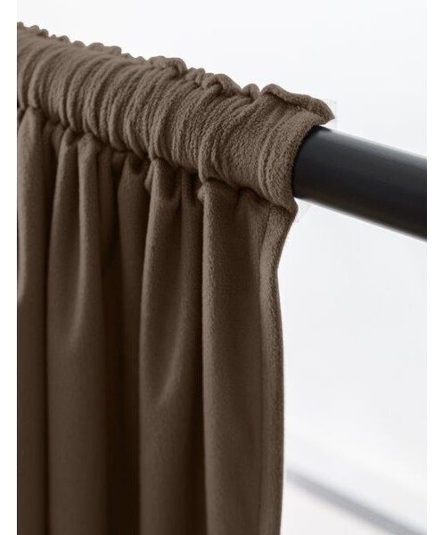 Hnědý zatemňovací závěs VELVET 140x270 cm Zavěšení: Řasící páska