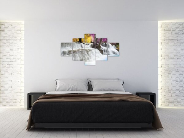 Obraz Erawan vodopádu v lese (125x70 cm)