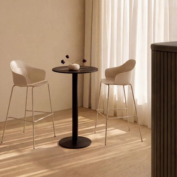 Kave Home Béžová plastová barová židle Sanile 74 cm