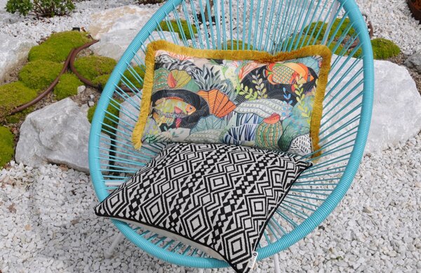 BOHOLOGY Barevný venkovní povlak na polštář Marine 30 x 50 cm s třásněmi