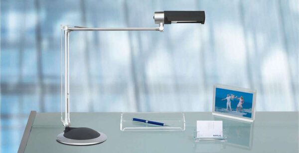 Stolní LED lampa MAULoffice - stříbrná