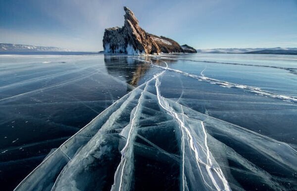 Umělecká fotografie Lake Baikal is a frosty winter, Evgeniy Ivanov, (40 x 26.7 cm)