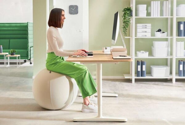 Sedací míč Leitz ERGO s těžítkem proti odkutálení - světle šedý, 65 cm