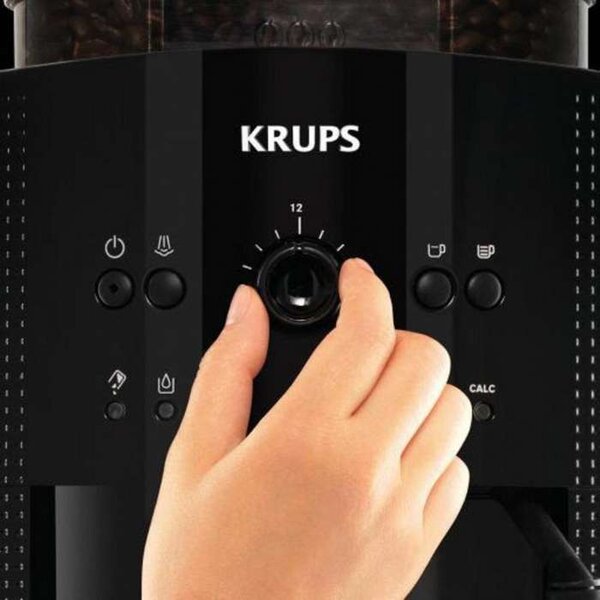 Automatický kávovar Krups EA810B - 15 bar, nejmenší plnoautomat na