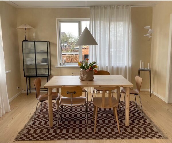 Jídelní stůl Pace – Karup Design