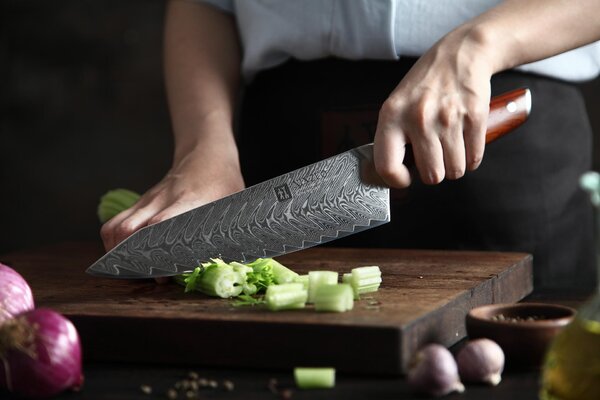 Šéfkuchařský nůž XinZuo Yi B27 8.5"