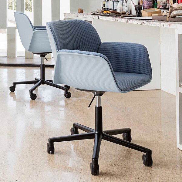 Andreu World designové kancelářské židle Nuez Armchair On Wheels