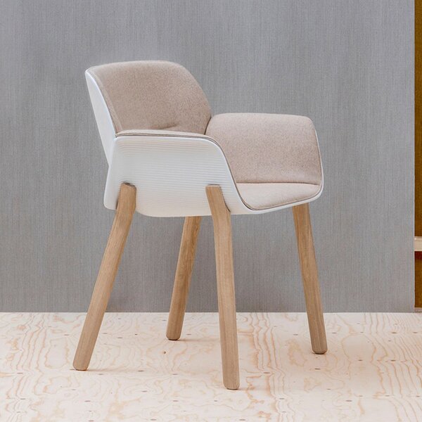 Andreu World designové židle Nuez Armchair Wood