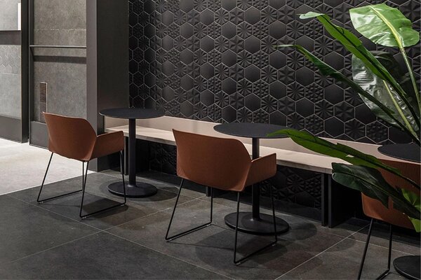 Andreu World designové židle Nuez Armchair Sledge