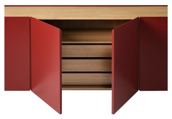 Červená nízká komoda v dekoru dubu 165x78 cm Arista – Teulat