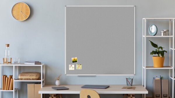 Šedá textilní nástěnka 120x120 cm v hliníkovým rámu TF1212S