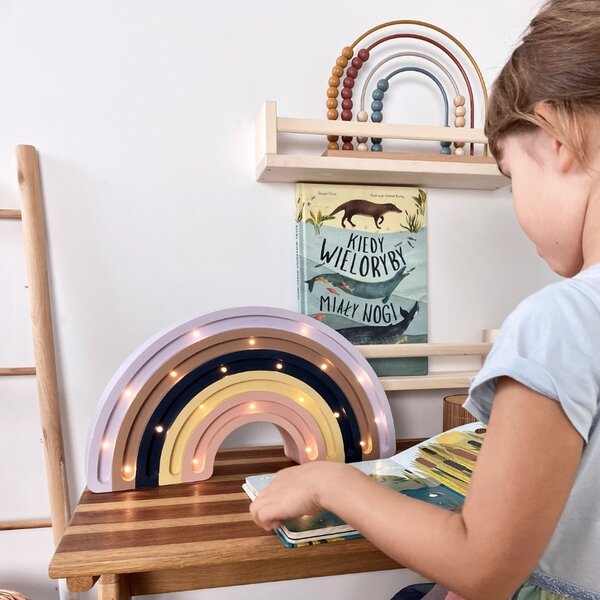 Peekaboo Dřevěná dětská LED lampa Duha 41 cm