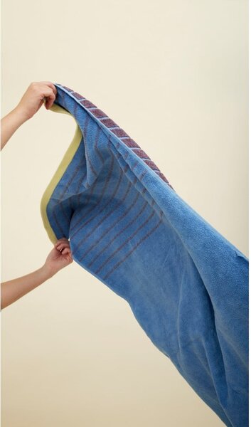 Modro-fialový bavlněný ručník Hübsch Dora, 50 x 100 cm