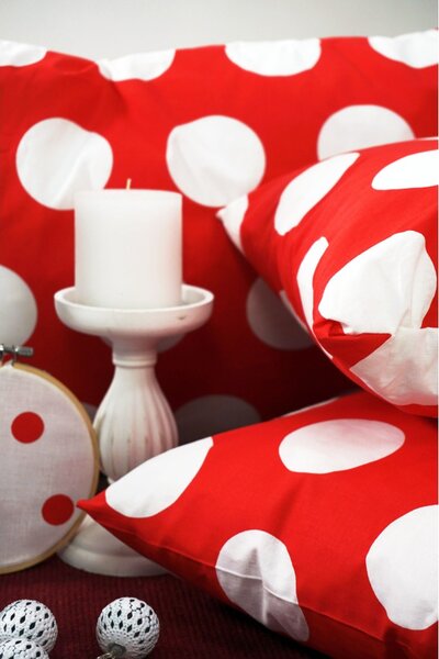Povlečení bavlněné Dots červené EMI, Standardní set jednolůžko obsahuje 1x 140x200 + 1x 70x90