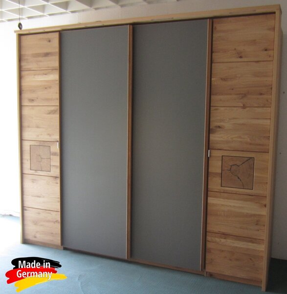 Skříň s posuvnými dveřmi Graz - Divoký dub masiv / šedé sklo 286 cm