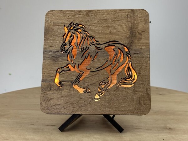 "Kůň" lampa 19x19cm provedení povrchu: dub