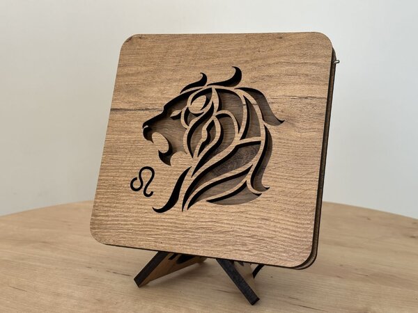 Znamení "Lev" lampa 19x19cm provedení povrchu: dub