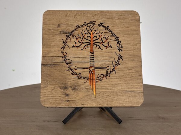 "Symbol prstenu" lampa 19x19cm provedení povrchu: dub