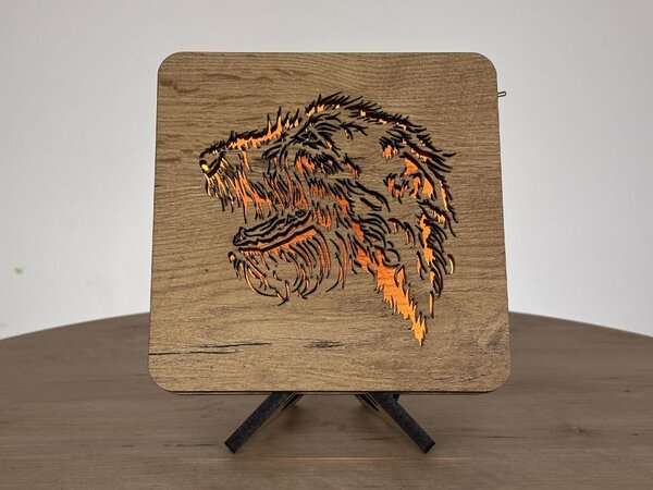 "Vlkodav" lampa 19x19cm provedení povrchu: dub
