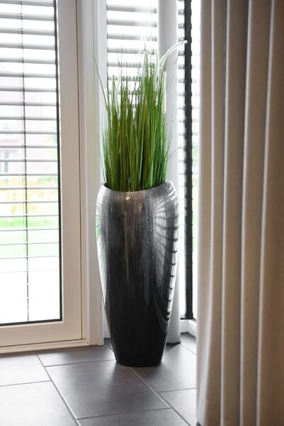Exkluzivní květináč DELUXE, sklolaminát, výška 81 cm, černo/stříbrný lesk