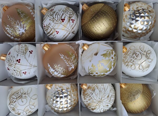 Slezská tvorba Sada skleněných vánočních ozdob koule, sortiment barevných dekorů