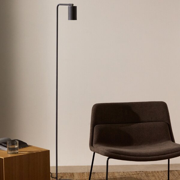 Šedá kovová stojací lampa Kave Home Manie 147 cm