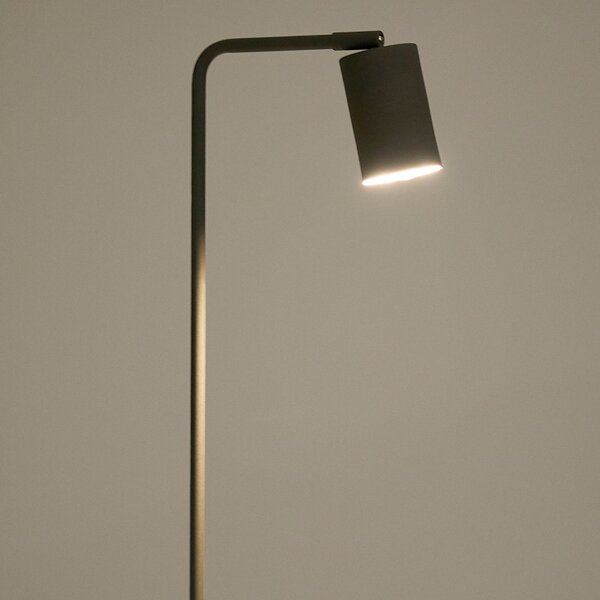 Šedá kovová stojací lampa Kave Home Manie 147 cm
