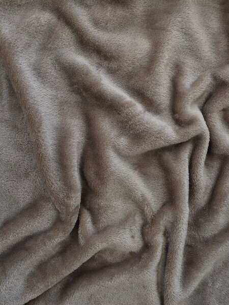 MK Lůžkoviny Beránková deka mikroplyš Exclusive 150 × 200 cm – Laura šedohnědá