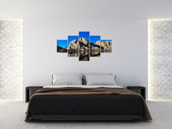 Obraz zrcadlení skal (125x70 cm)