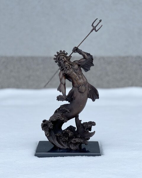 Bronzová socha soška - Poseidon