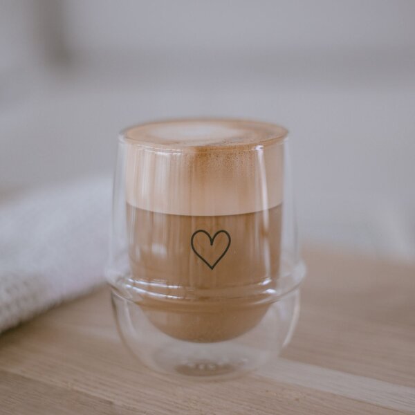 Dvoustěnná sklenice na cappuccino Heart 220 ml