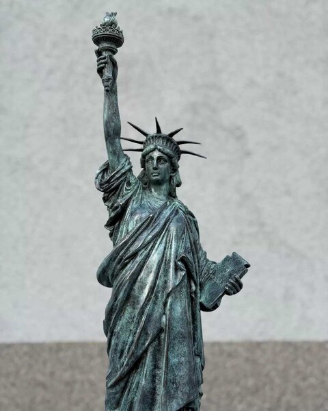 Bronzová socha - Lady Liberty USA