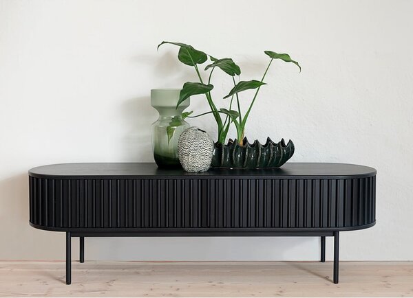 Černý TV stolek v dekoru dubu 48x160 cm Siena – Unique Furniture