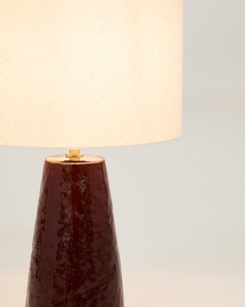 Červená/bílá stolní lampa s textilním stínidlem (výška 49 cm) Drava – Kave Home