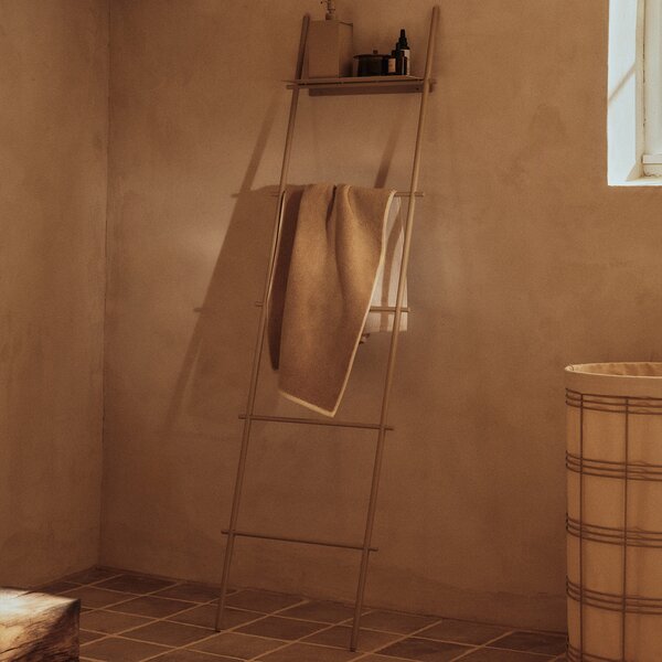 Ferm Living designový němí sluhové Dora Towel Ladder