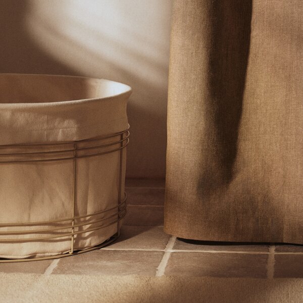 Ferm Living designové koupelnové doplňky Fio Laundry Basket Small