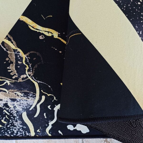 Makro Abra Moderní kusový koberec BLACK and GOLD N 12 Abstraktní Geometrický černý zlatý Rozměr: 60x100 cm