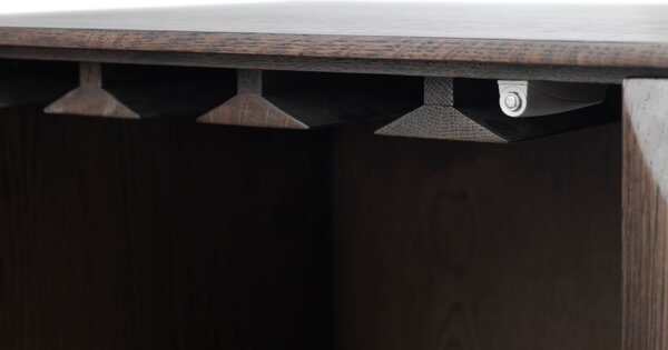 Unique Furniture Tmavě hnědá dubová vinotéka Latina 130 x 90 cm